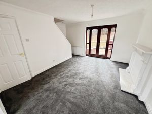 Lounge- click for photo gallery
